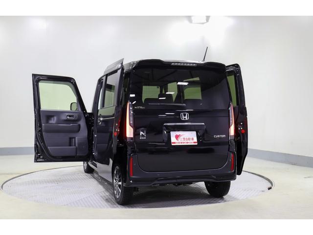 Ｎ－ＢＯＸカスタム ベースグレード　４ＷＤ　レンタアップ　純正ナビ　Ｂカメラ　ＥＴＣ　片側パワスラ　衝突軽減サポート　Ｉストップ　シートＨ　Ｈミラー　ブレーキＨ　クルコン　コーナーセンサー　レーンアシスト　夏・冬タイヤ　純正ＡＷ（22枚目）