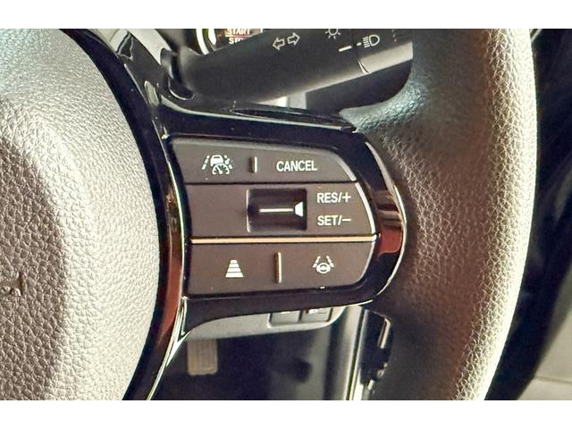 Ｎ－ＢＯＸカスタム ベースグレード　４ＷＤ　レンタアップ　純正ナビ　Ｂカメラ　ＥＴＣ　片側パワスラ　衝突軽減サポート　Ｉストップ　シートＨ　Ｈミラー　ブレーキＨ　クルコン　コーナーセンサー　レーンアシスト　夏・冬タイヤ　純正ＡＷ（63枚目）