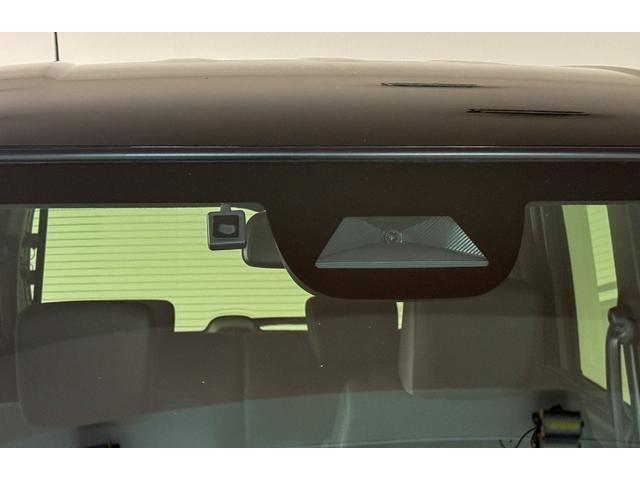 Ｎ－ＢＯＸカスタム ベースグレード　４ＷＤ　レンタアップ　純正ナビ　Ｂカメラ　ＥＴＣ　片側パワスラ　衝突軽減サポート　Ｉストップ　シートＨ　Ｈミラー　ブレーキＨ　クルコン　コーナーセンサー　レーンアシスト　夏・冬タイヤ　純正ＡＷ（65枚目）