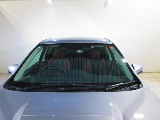 レヴォーグ ＳＴＩ　Ｓｐｏｒｔ　ＥＸ　ＥｙｅＳｉｇｈｔ　Ｘ　ナビ　プッシュスタート／メモリーナビ／バックカメラ／パーシート／シートヒーター（11枚目）