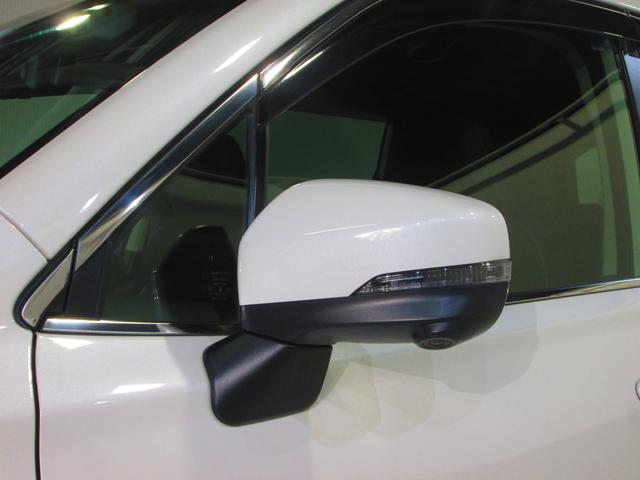 フォレスター Ｐｒｅｍｉｕｍ　ＥｙｅＳｉｇｈｔ搭載車　アイサイトＶｅｒ．３搭載車／Ｘ－ＭＯＤＥ搭載車／８型ビルトインナビ／シートヒーター／Ｆ・Ｓ・Ｒカメラ／ＥＴＣ２．０／パワーシート／スマートリヤビューミラー純正１８インチＡＷ／夏・冬タイヤ付（13枚目）