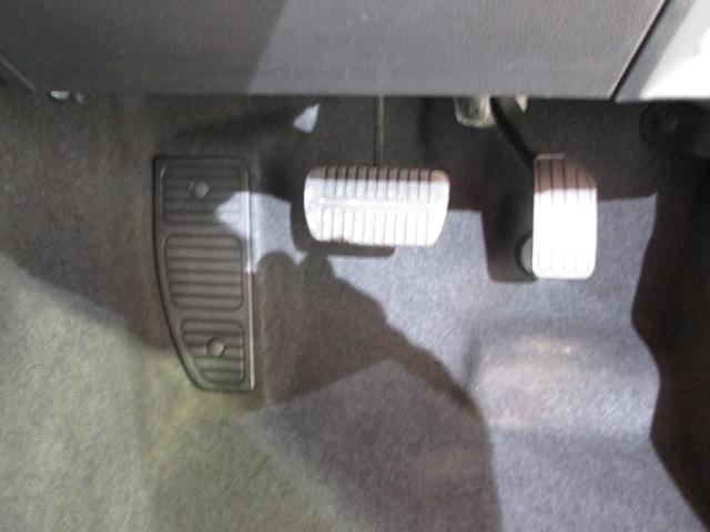 インプレッサＧ４ ２．０ｉ－Ｌ　ＥｙｅＳｉｇｈｔ（32枚目）