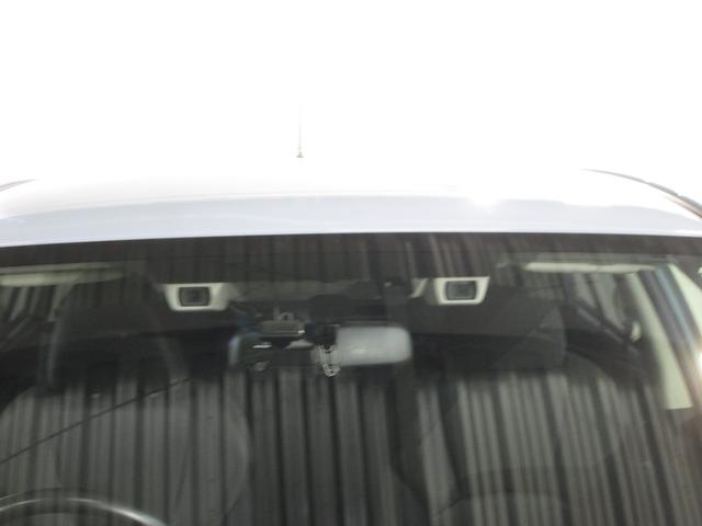 �y�A�C�T�C�g���ځz�A�C�T�C�g�́A�댯�̑����ꏊ�ł��Ԃ���Ȃ����T�|�[�g�I���̃[����ڎw���Đi�������A�C�T�C�g�i�u�����D�R�j���h���C�u�̈��S�Ɩ�����������ɐ[�߂܂��B