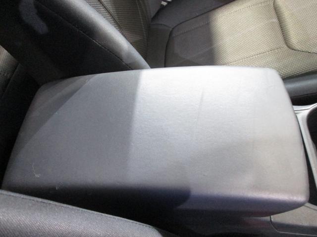 �Ђ��|���Ƃ��Ďg�p�ł���Z���^�[�R���\�[���{�b�N�X�I