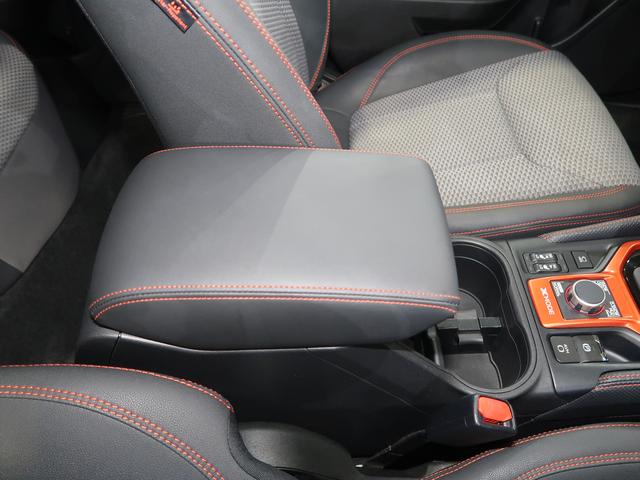 �Ђ��|���Ƃ��Ďg�p�ł���Z���^�[�R���\�[���{�b�N�X�I