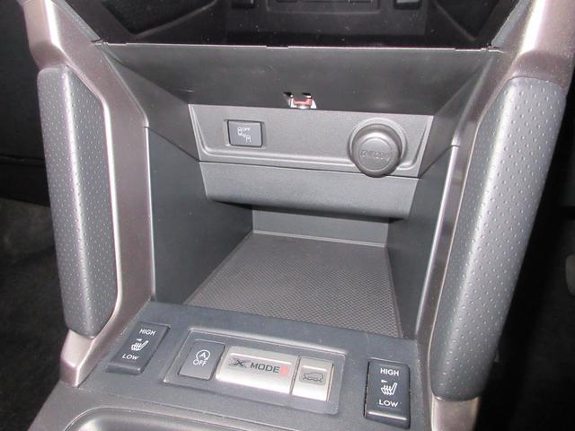 �O�ȗp�ɂt�r�a�o�͓d���i�Q���A�c�b�T�u�j��d���\�P�b�g�i�c�b�P�Q�u�j������Ă��܂��I�X�}�z��^�u���b�g�̏[�d�ɂƂ��Ă��֗��ł������