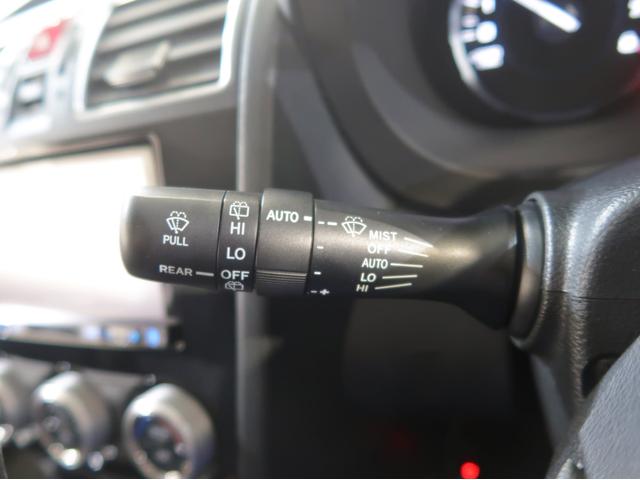 �I�[�g���C�p�[�@�\�t���I�t�����g�K���X�̉J�H�����m���A�J�ʂɍ��킹�čœK�ȕ��@���o�Ń��C�p�[���쓮�����܂��I�I