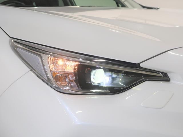 明るいＬＥＤヘッドライト！夜間の視界を確保！ライト点灯の立ち上がりが早く広角に前方を照らします！