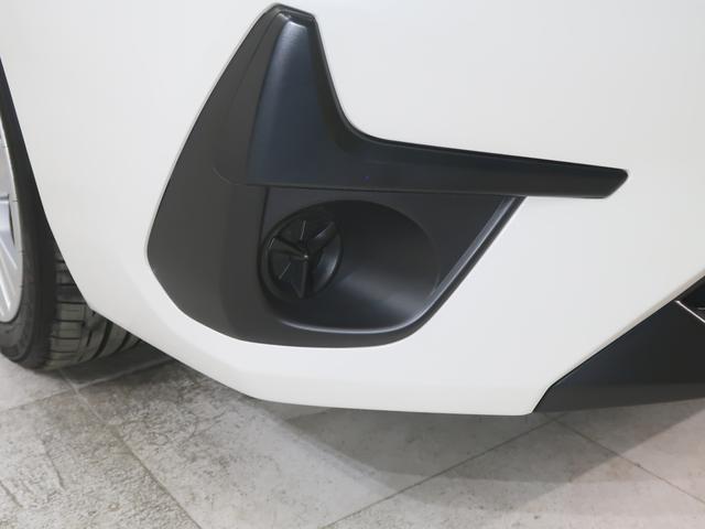 フォグランプレス仕様です。