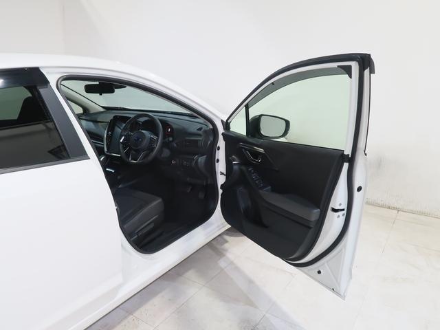 ドア開口部が広くとられていますので、乗り降りしやすいです。