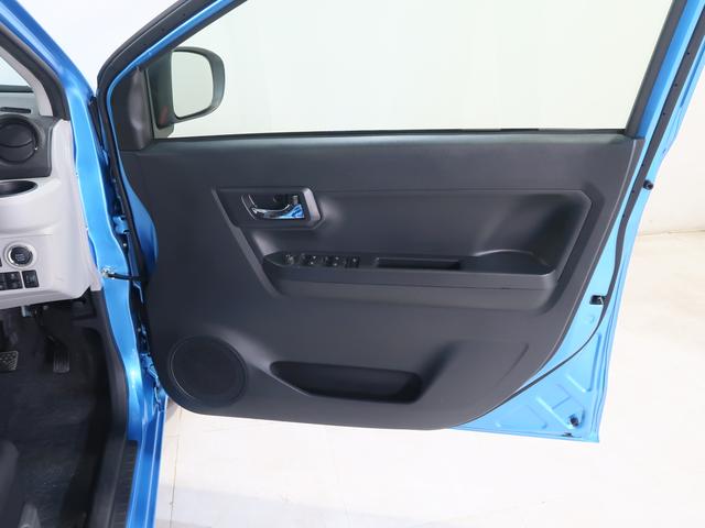 �t�����g�h�A�ɂ͎��[�|�P�b�g���t���Ă��܂��B