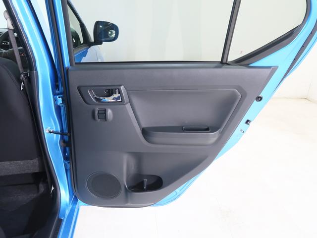 �����h�A�ɂ̓y�b�g�{�g��������h�����N�z���_�[���t���Ă��܂��B