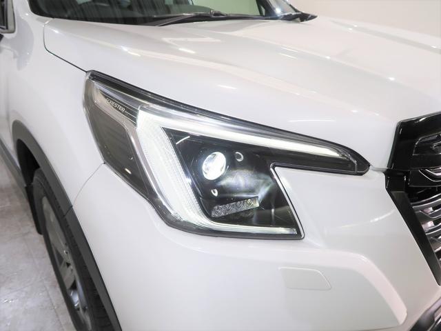 �J�[�u������_���Ȃ��鎞�ɁA�X�e�A�����O����ɘA�����Đi�s�����̐���ƎˁB�ԗ�����s�҂����������F���ł���ȂǁA��ԑ��s�̈��S�������߂܂��I�I