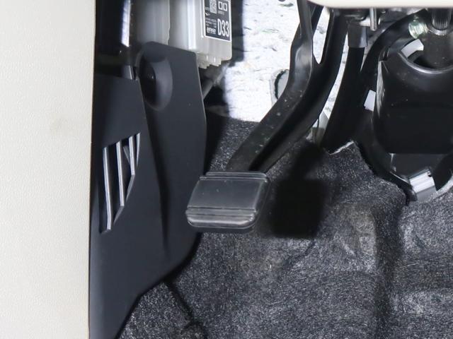 �p�[�L���O�u���[�L�̓y�_�����̃t�b�g�u���[�L�ł��B