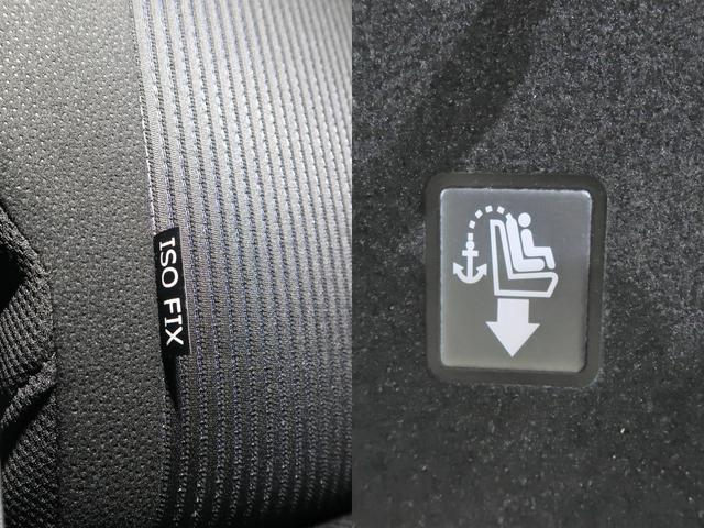 ��Ȃ̊O���Ȃɑ������ꂽ�A��p�̃��A�A���J���b�W�ƃg�b�v�e�U�[�A���J���b�W�ŌŒ肷��h�r�n�e�h�w�`���C���h�V�[�g���g�p���邱�Ƃ��ł��܂��B