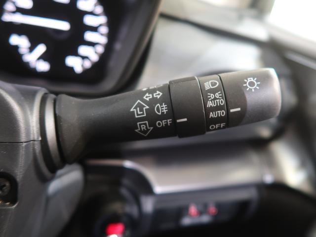 ���͂̏Ɠx�ɉ����Ď����I�Ƀ��C�g��_��������I�[�g���C�g�I���ԃg���l���ɓ������ۂɁA�킴�킴���C�g��t����K�v������܂���I