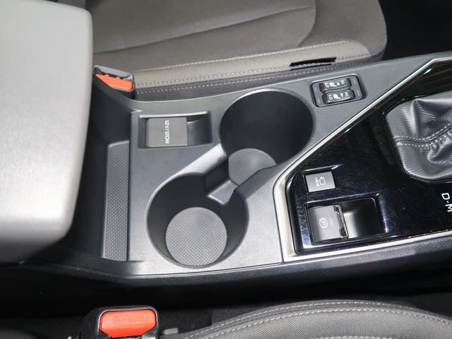 �^�]�ȑ��Ə���ȑ��ňʒu�����炵�A�o�����ꂵ�₷���O�ȃJ�b�v�z���_�[�I