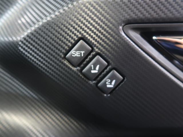 �O���[�u�{�b�N�X���Ƀi�r�ڑ��p�̂t�r�a�[�q���������܂��B