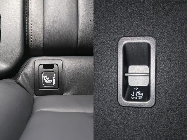 ��Ȃ̊O���Ȃɑ������ꂽ�A��p�̃��A�A���J���b�W�ƃg�b�v�e�U�[�A���J���b�W�ŌŒ肷��h�r�n�e�h�w�`���C���h�V�[�g���g�p���邱�Ƃ��ł��܂��B