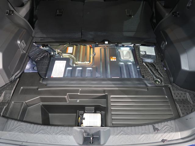 �t���A�{�[�h���̃T�u�g�����N�ł��I�n�C�u���b�h�V�X�e���p�̃��`�E���C�I���o�b�e���[�𓋍ڂ��Ă��܂��I