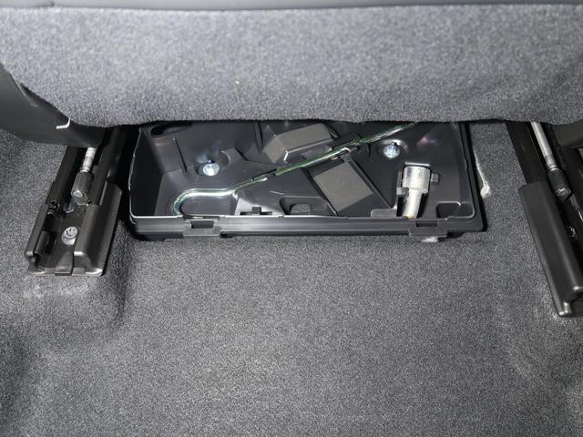 �W���b�L���[�ƃ����`�͏���Ȃ̉��Ɏ��[����Ă��܂��B�i�W���b�L�L�b�g�̓I�v�V�����ł��B�ʓr���w�����������܂��j