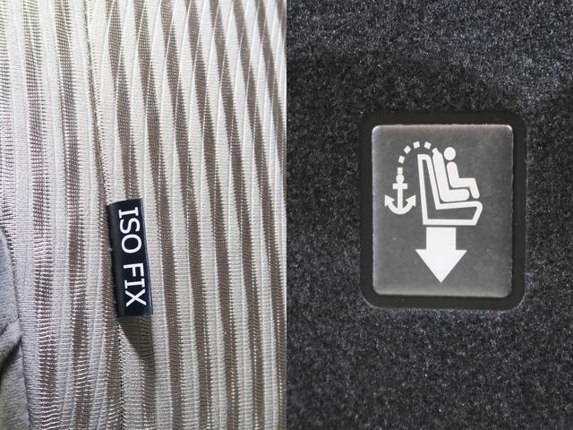 ��Ȃ̊O���Ȃɑ������ꂽ�A��p�̃��A�A���J���b�W�ƃg�b�v�e�U�[�A���J���b�W�ŌŒ肷��h�r�n�e�h�w�`���C���h�V�[�g���g�p���邱�Ƃ��ł��܂��B