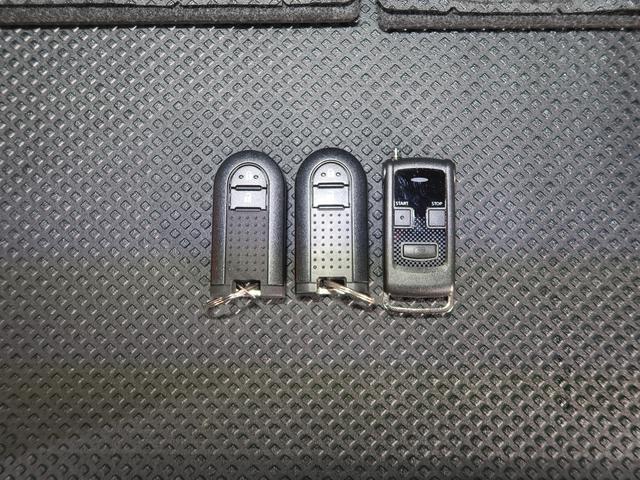 �X�}�[�g�L�[�ŃJ�o����|�P�b�g�̒��̌���T���킸��킵������J������܂��I