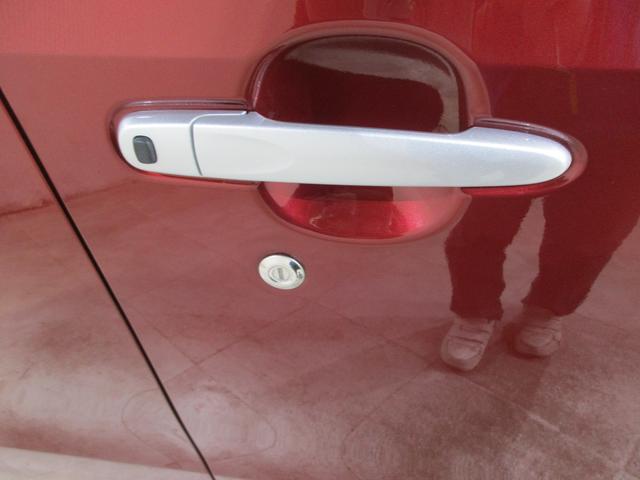 �^�]�ȃh�A�ɂ̓L�[�V�����_�[����������Ă��܂��̂ŁA�L�[���X�d�r���؂�Ă��L�[�ł̎{���ƊJ�����\�ł��B