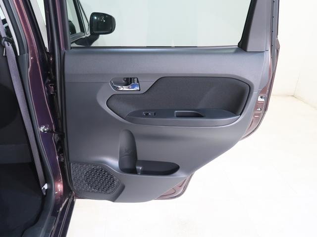 �����h�A�ɂ̓y�b�g�{�g��������h�����N�z���_�[���t���Ă��܂��B