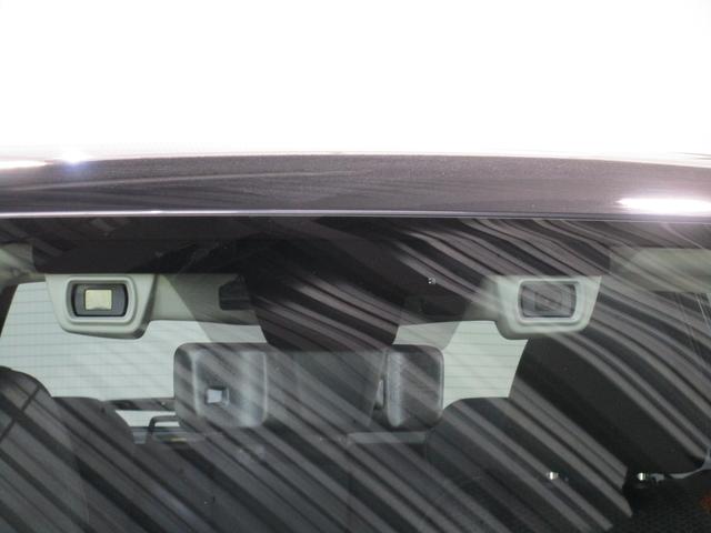 �A�C�T�C�g�́A�댯�̑����ꏊ�ł��Ԃ���Ȃ����T�|�[�g�I���̃[����ڎw���Đi�������A�C�T�C�g���h���C�u�̈��S�Ɩ�����������ɐ[�߂܂�