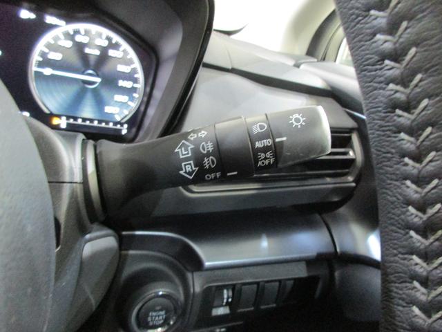 ���͂̏Ɠx�ɉ����Ď����I�Ƀ��C�g��_��������I�[�g���C�g�I���ԃg���l���ɓ������ۂɁA�킴�킴���C�g��t����K�v������܂���I