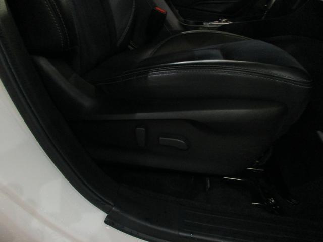 フォレスター ＳＰＯＲＴ　ＥｙｅＳｉｇｈｔメモリーナビ／バックカメラ　プッシュスタート／メモリーナビ／バックカメラ／パワーシート／シートヒーター（14枚目）