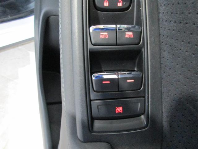 フォレスター ＳＰＯＲＴ　ＥｙｅＳｉｇｈｔメモリーナビ／バックカメラ　プッシュスタート／メモリーナビ／バックカメラ／パワーシート／シートヒーター（16枚目）