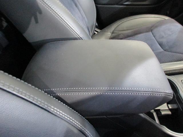 フォレスター ＳＰＯＲＴ　ＥｙｅＳｉｇｈｔメモリーナビ／バックカメラ　プッシュスタート／メモリーナビ／バックカメラ／パワーシート／シートヒーター（50枚目）