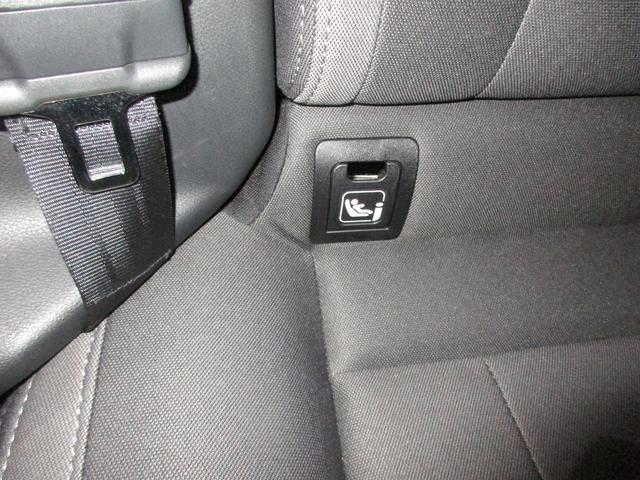 ��Ȃ̊O���Ȃɑ������ꂽ�A��p�̃��A�A���J���b�W�ƃg�b�v�e�U�[�A���J���b�W�ŌŒ肷��h�r�n�e�h�w�`���C���h�V�[�g���g�p���邱�Ƃ��ł��܂��B