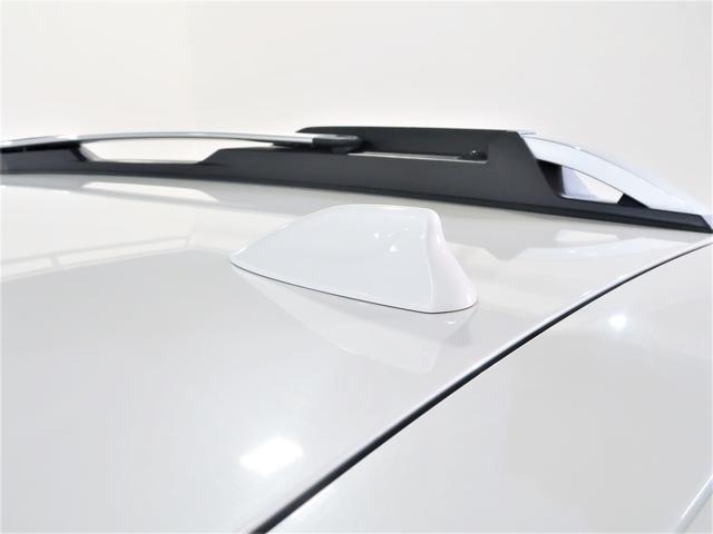 �����t�H�����ŁA�X�^�C�����b�V���ȃV���[�N�t�B���A���e�i�I�]���̃��b�h�^�A���e�i�ƈقȂ�A�Œ�^�C�v�Ȃ̂Ő�ԋ@�ɓ����ۂ�A���̒��ԏ�ȂǂŐ܂肽���񂾂���O���K�v�������֗��ł��B