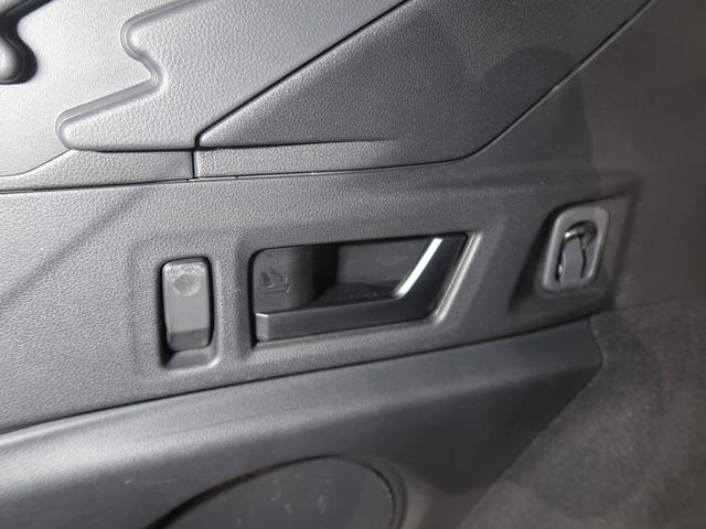 �����V�[�g�o�b�N�̓J�[�S���[�����烏���^�b�`�ŉ|���邱�Ƃ��ł��A�ƂĂ��֗��ł��B