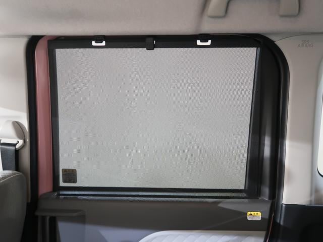 �i�[�������h�A�T���V�F�[�h�I��Ȃɂ����̕��̓��˂��̂܂Ԃ������y���B�g��Ȃ����̓g�������Ɋi�[�ł��܂��B