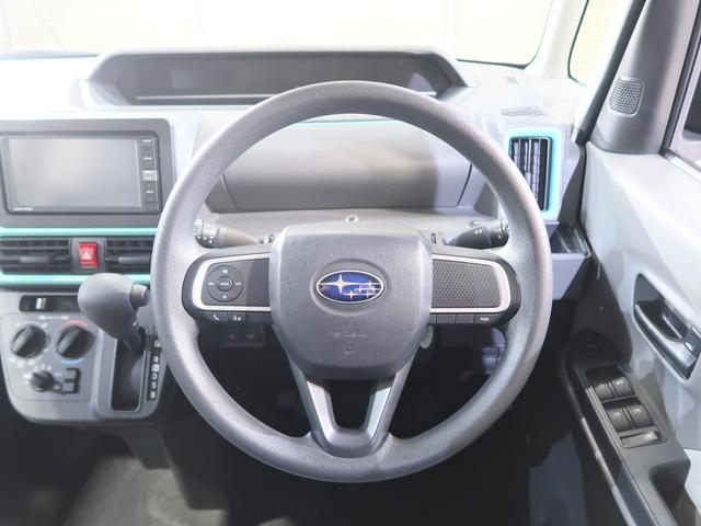 �X�C�b�`�ނ��@�\�I�ɔz�u���ꂽ�R�{�X�|�[�N�X�e�A�����O�I