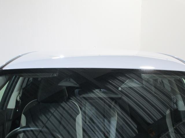 �A�C�T�C�g�́A�댯�̑����ꏊ�ł��Ԃ���Ȃ����T�|�[�g�I���̃[����ڎw���Đi�������A�C�T�C�g�i�u�����D�R�j���h���C�u�̈��S�Ɩ�����������ɐ[�߂܂��B