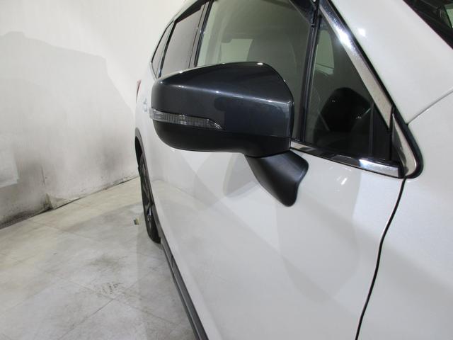 ���炩�ȃG���W���t�B�[���Ŏv���ʂ�̉^�]���ł��鐅���Ό��G���W���r�t�a�`�q�t�@�a�n�w�d�q�I�y�ʁE�R���p�N�g�E��d�S�Ő����Ό��Ɠ��̐U���̏��Ȃ��A�G���W���t�B�[���̊��炩�����A����̖��������x���܂��B