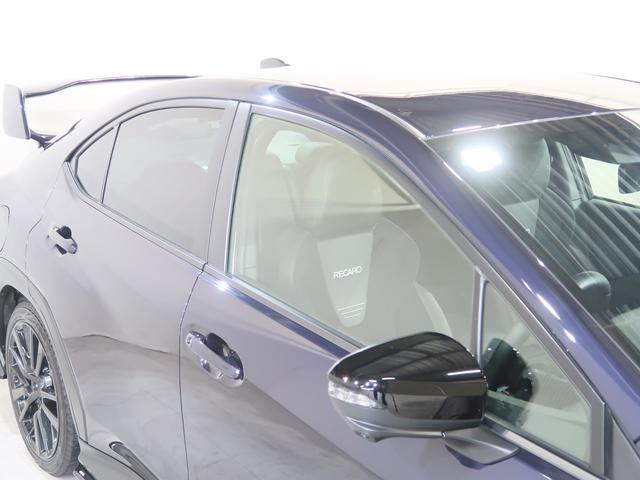 ���炩�ȃG���W���t�B�[���Ŏv���ʂ�̉^�]���ł��鐅���Ό��G���W���r�t�a�`�q�t�@�a�n�w�d�q�I�y�ʁE�R���p�N�g�E��d�S�Ő����Ό��Ɠ��̐U���̏��Ȃ��A�G���W���t�B�[���̊��炩�����A����̖��������x���܂��B