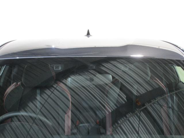 ���ÎԂ͂P��Ƃ��ē����R���f�B�V�����̂��̂͑��݂��Ȃ����߁A���S���Ă��N���}�����I�т���������悤�A�M���̂������O�ҋ@�ւ���ɏ]���A�ԗ��̕i���Ə�Ԃ��`�F�b�N���Ă��܂��B