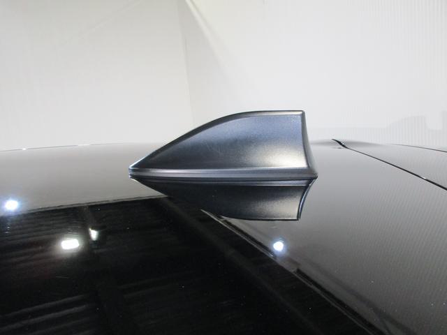 ��ԋ@�ɓ����ۂ�A���̒��ԏ�ȂǂŐ܂肽���񂾂���O���K�v���Ȃ��A�����ڂ��X�^�C���b�V���ȁu�V���[�N�t�B���A���e�i�v�I