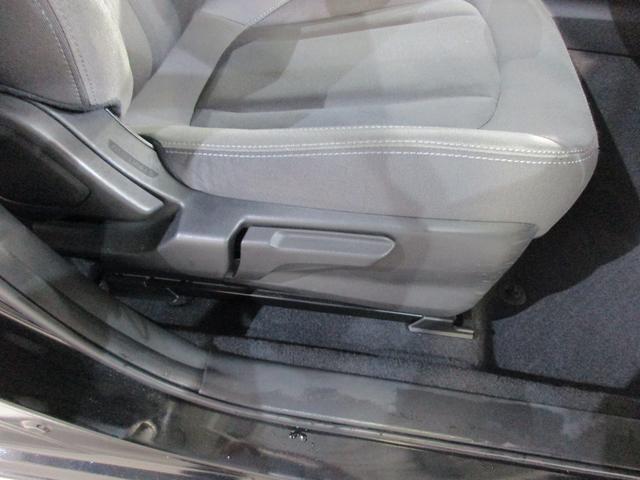 �^�]�Ȃ͎蓮�ŃV�[�g�X���C�h�A�V�[�g�o�b�N�p�x�A�V�[�g���̒������\�ł��B