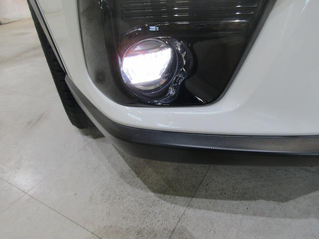 �I�v�V�����̂k�d�c�A�N�Z�T���[���C�i�[�����I�k�d�c���g�p�������ԓ_���p���C�g�ŁA�������_�����A�Ό��Ԃ���s�҂Ɏ��Ԃ̐ڋ߂⑶�݂�m�点���ڂ̃f�C���C�g�ł��B