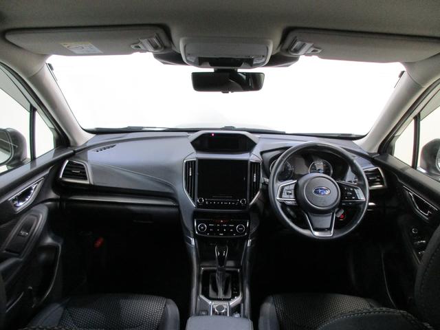 ���̎x�����ׂ�����Ȃǂ̍H�v��������A�^�]�̊�{�ƂȂ�D�ꂽ���E���\���m�ہB�S���ʂ̎��p�����Ȃ��A�����Ȃ��q�l�Ȃǂ������₷�����߁A���܂��܂ȃV�[�������S���ĉ^�]�ł��܂��B