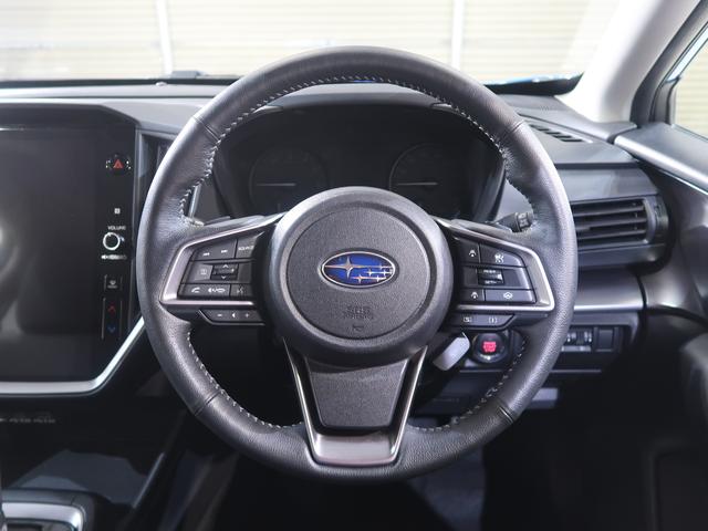 �X�C�b�`�ނ��@�\�I�ɓZ�߂��Ă���A�ی^�V�F�C�v�̂R�{�X�|�[�N�X�e�A�����O�I