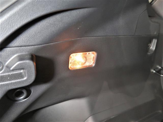 �J�[�S���[�������v����܂��B��Ԃ̉ו��̐ς݉��낵�����K�ł��I