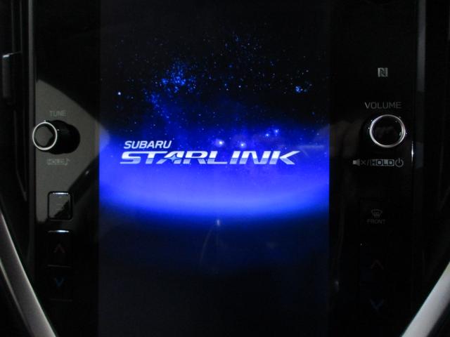 �X�}�[�g�t�H���A�v�����g���A���ʂŒ����I�ɑ���ł���A�P�P�D�U�C���`�Z���^�[�C���t�H���[�V�����f�B�X�v���C���C���t�H�e�C�������g�V�X�e���I